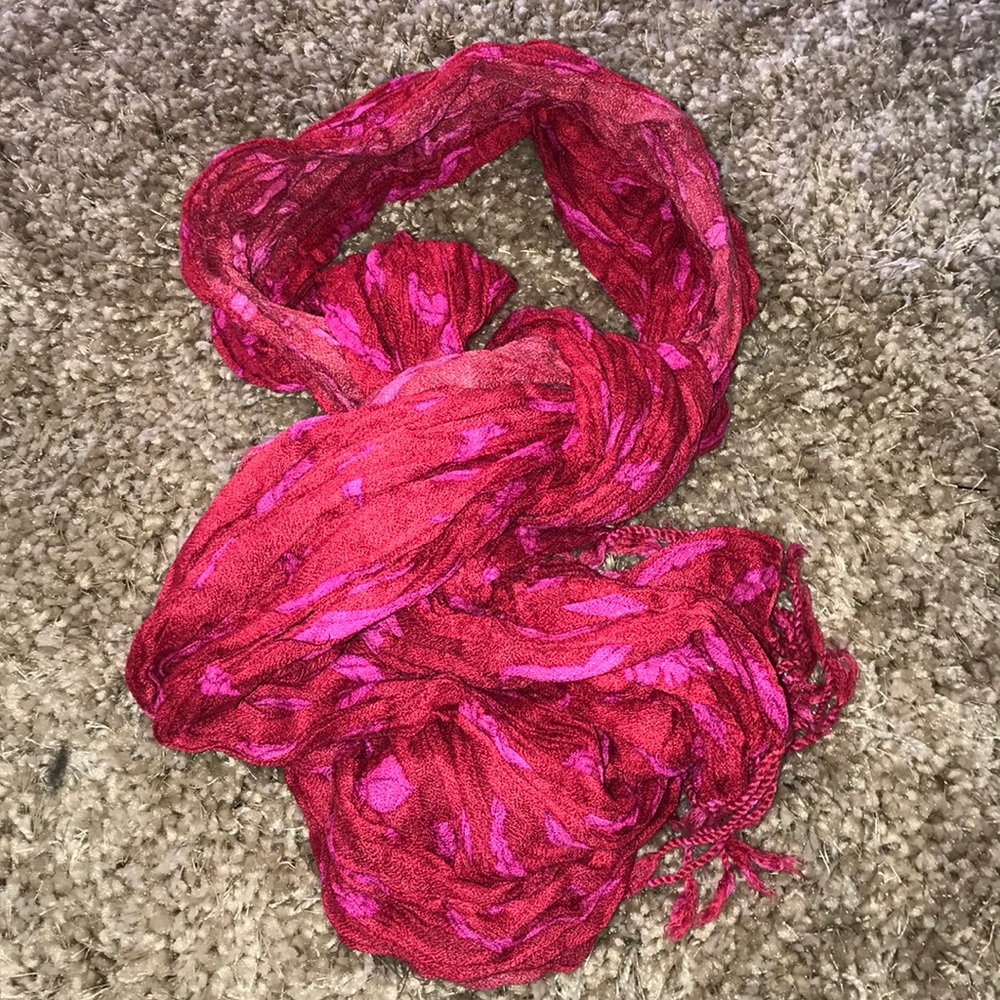 TWIGGY LONDON RED/FUCHSIA SCARF